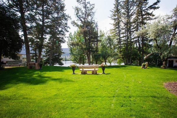 Lakeside Motel image 31