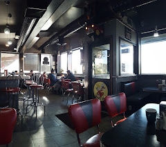 Restaurant near Lakeside Motel