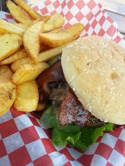 Hamburger near Lakeside Motel